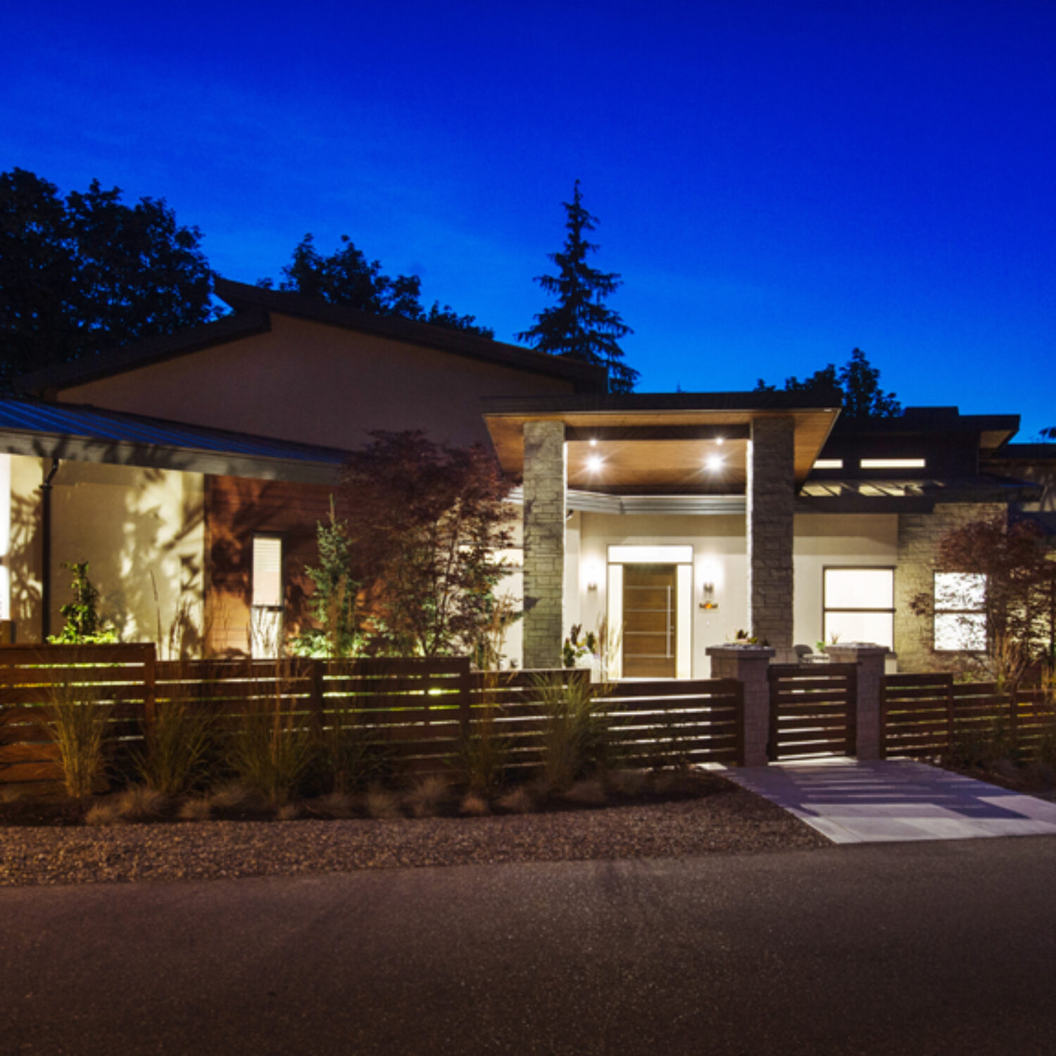 Kenorah Design + Build New Modern Home Coquitlam